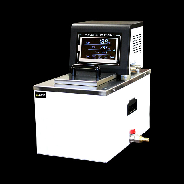 Ai 100Â°C 7L Capacity Compact Heated Recirculator 110V